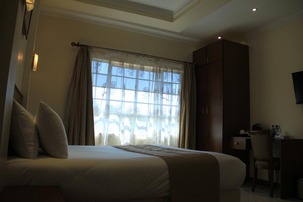 Brownie'S Guesthouse Lake Elementaita エクステリア 写真